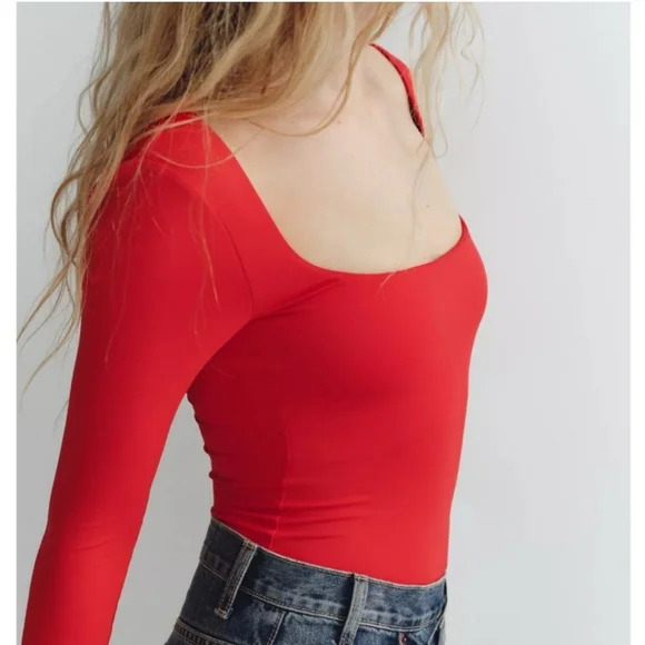 ZARA RED POLYAMIDE LONG SLEEVE BODYSUIT ❤️❤️❤️ - Picture 4 of 5